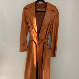 Ledaspain by Gropper leather trench coat
